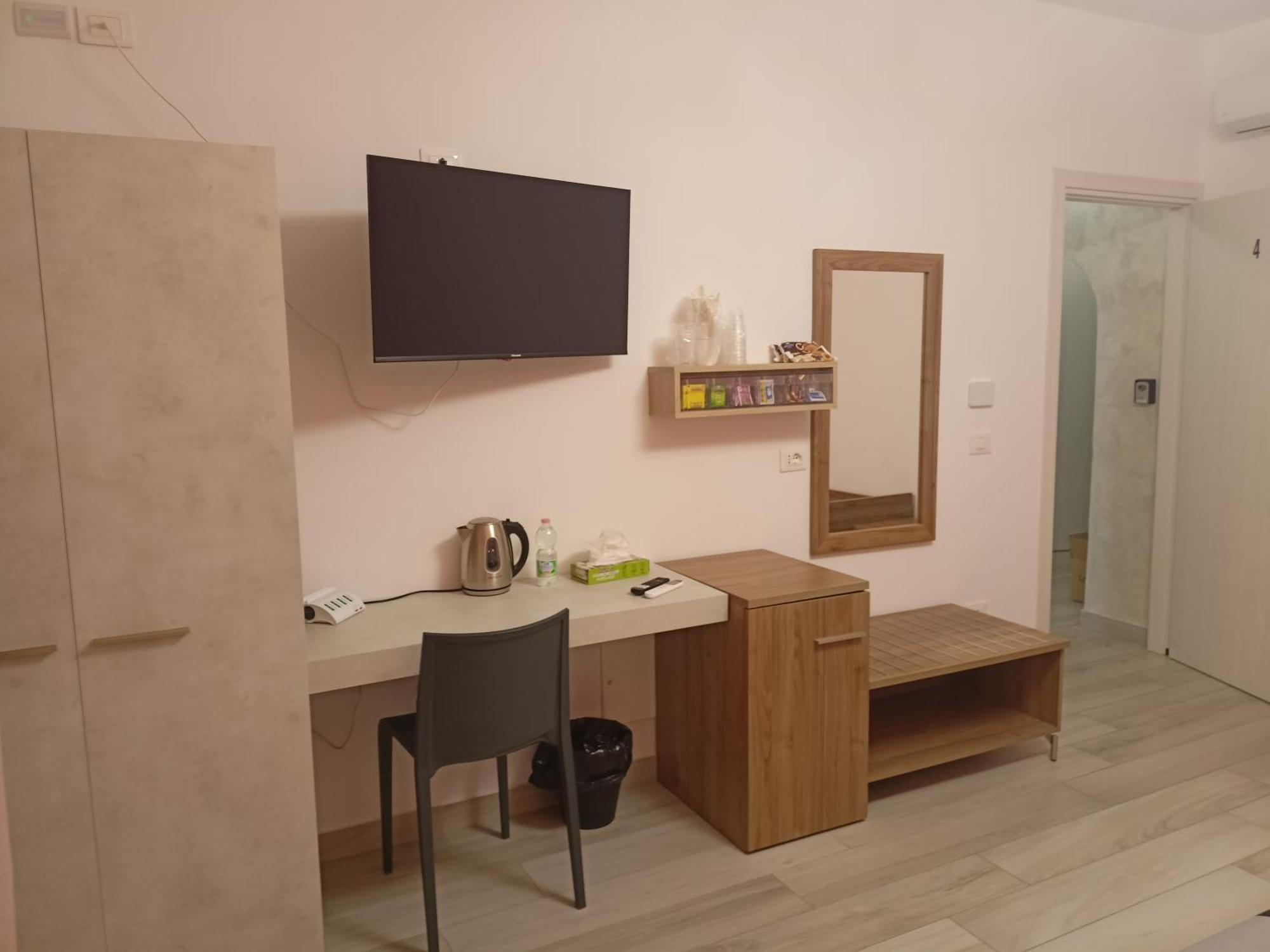 La Dea Rooms Ферара Екстериор снимка